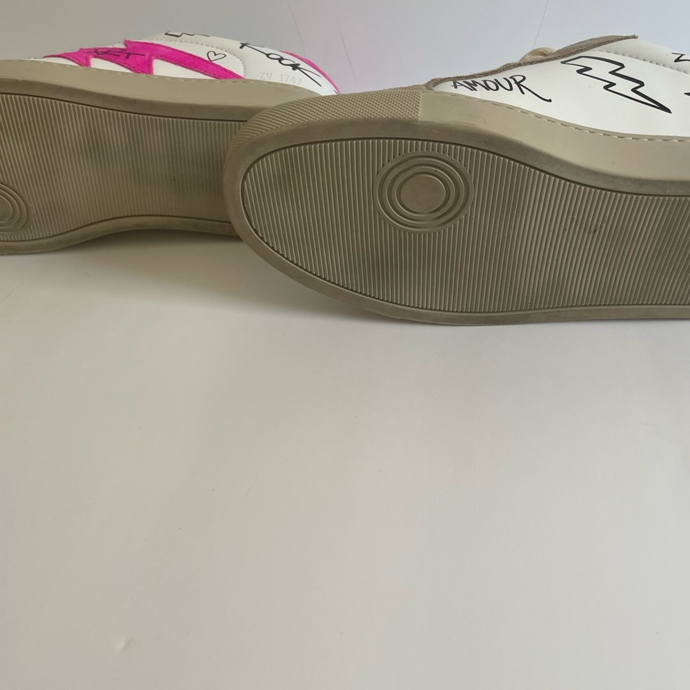 White and Pink Graphic Sneakers - Picture 8 of 8